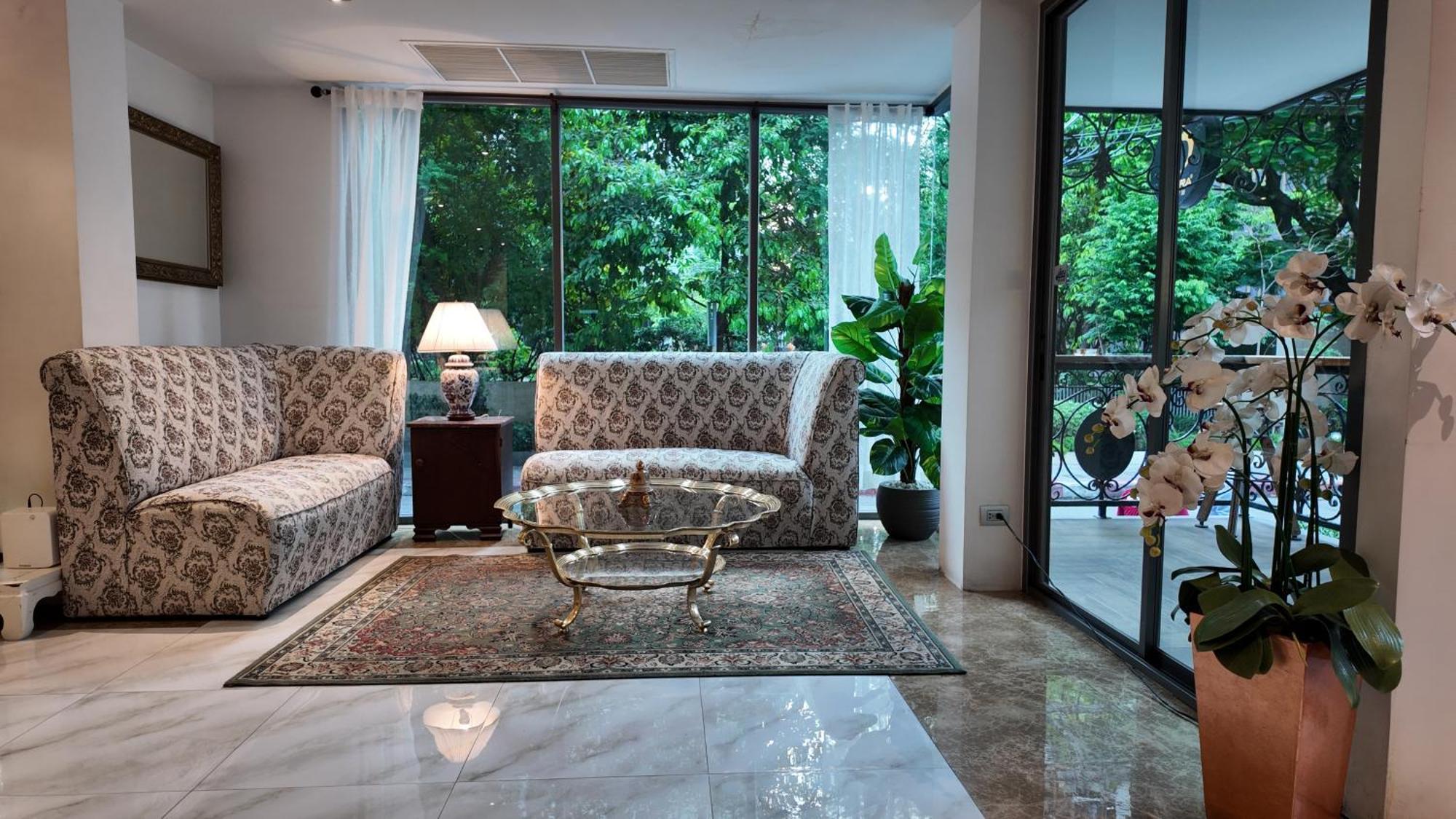 Отель Syama Mansion Sukhumvit Бангкок Экстерьер фото
